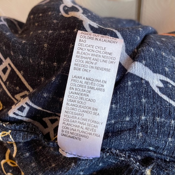 Democracy Button Down Blouse, size Large - Picture 9 of 9